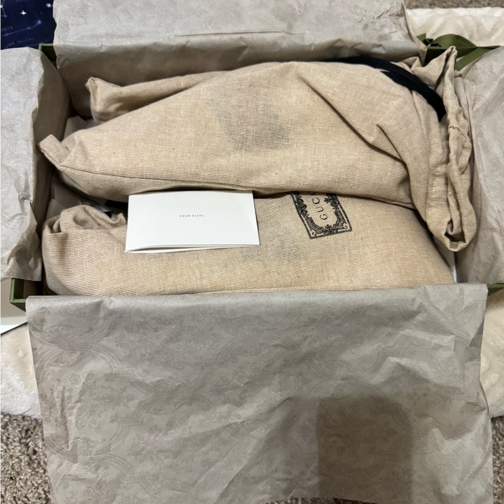 Gucci BEE Athletic Shoes - Picture 8 of 14